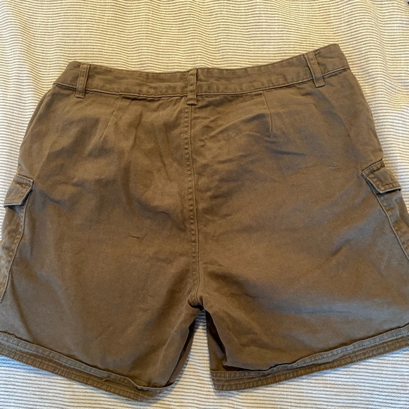 Noisy May army green cargo shorts - Picture 4 of 4